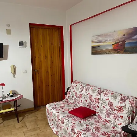 Monolocale Al Bluemarine Holiday home *